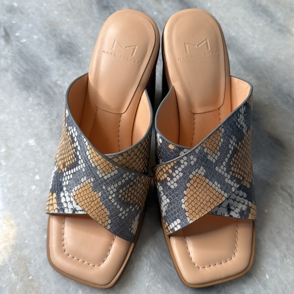 Marc Fisher LTD Barli Snakeskin Heel - Picture 5 of 8